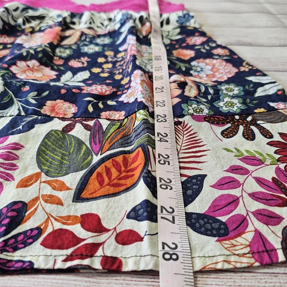 Sweater Project Multi Color Crocheted Floral Sleeveless Summer Top Size Medium - Picture 11 of 12